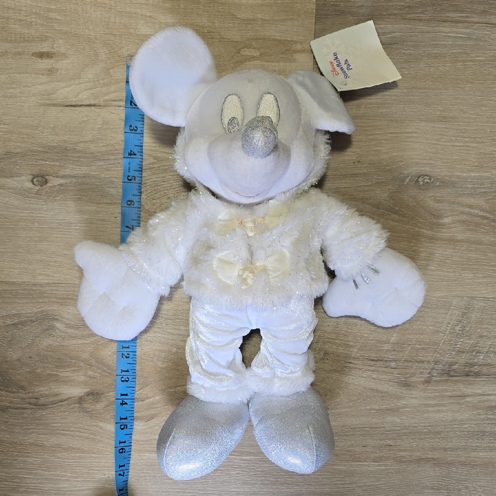 Vintage Disney Mickey Mouse Snowflake Pals 15" Plush GLITTER WHITE Disney Store